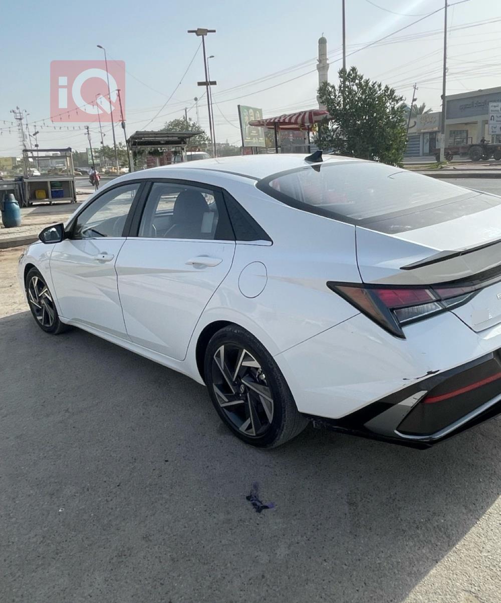 هيونداي النترا